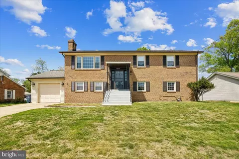 7805 Gambier Dr, Marlboro, MD 20772