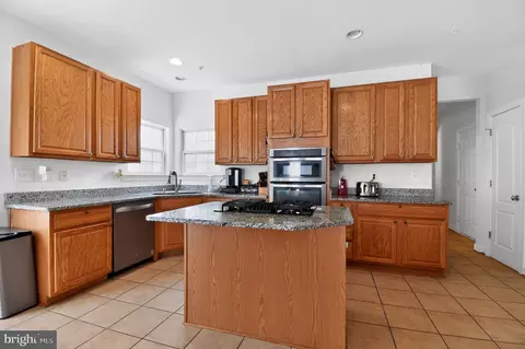 Kitchen - 9009 Eldon Dr, Clinton, MD 20735 photo 3 of 4