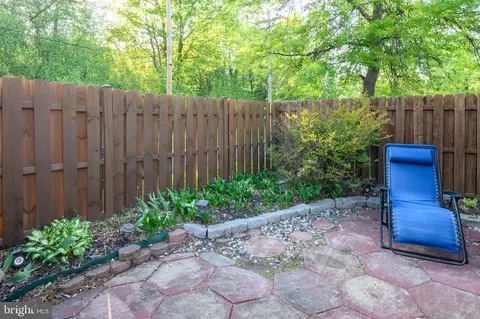 Exterior - 3402 Maple Bluff Ln, Bowie, MD 20715 photo 5 of 6