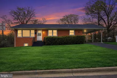 6419 62nd Pl, Riverdale, MD 20737