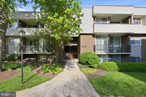 10212 Prince Pl #7-206, Marlboro, MD 20774