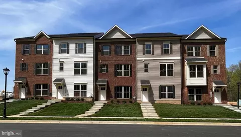 16605 Breezeway Aly, Accokeek, MD 20607