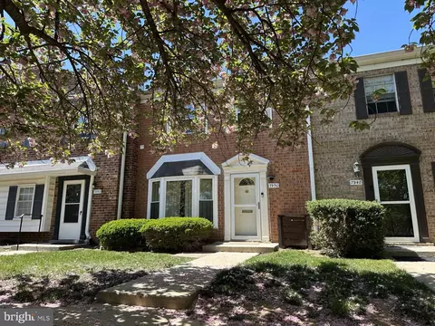 7950 Lakecrest Dr, Greenbelt, MD 20770