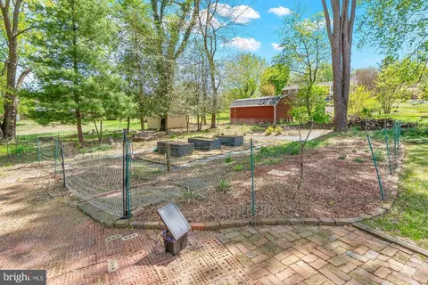 Exterior - 7616 Earnshaw Dr, Brandywine, MD 20613 photo 13 of 14
