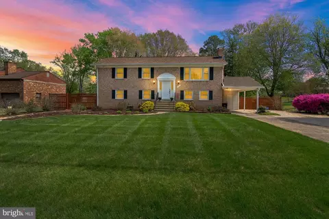 7616 Earnshaw Dr, Brandywine, MD 20613