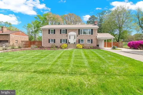 Exterior - 7616 Earnshaw Dr, Brandywine, MD 20613 photo 3 of 14
