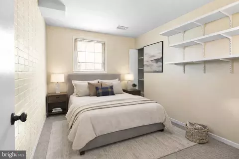 Bedroom - 7616 Earnshaw Dr, Brandywine, MD 20613 photo 7 of 8
