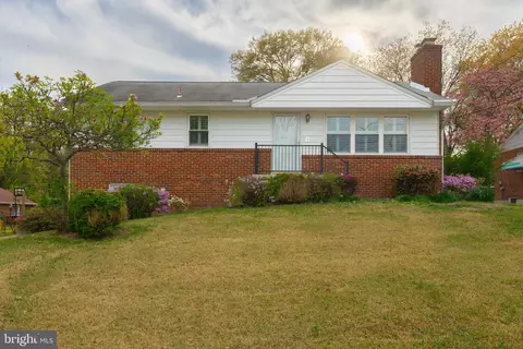 10904 Fleetwood Dr, Beltsville, MD 20705