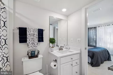 Bath - 1202 Patuxent Greens Dr, Laurel, MD 20708 photo 2 of 3