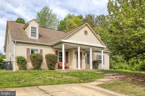 7600 Fox Hunt Ct, Clinton, MD 20735