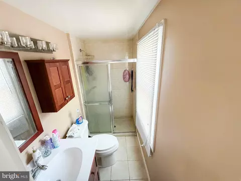 4717 Ramsgate Ln, Bowie, MD 20715 photo 9