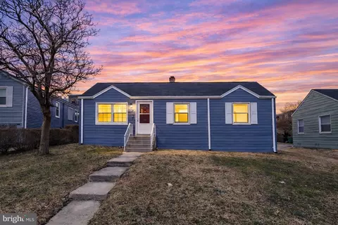 5014 N Englewood Dr, Capitol Heights, MD 20743