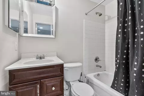 Bath - 10106 Bartley Way, Lanham, MD 20706 photo 4 of 4