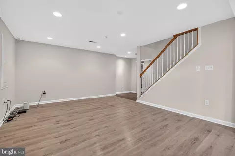 Living - 10106 Bartley Way, Lanham, MD 20706 photo 4 of 8