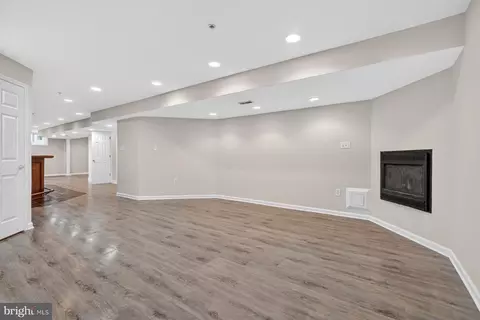 Living - 10106 Bartley Way, Lanham, MD 20706 photo 8 of 8