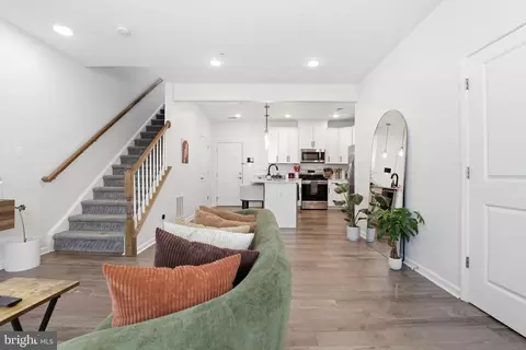Entry Way - 2739 Pinebrook Rd, Landover, MD 20785 photo 1 of 9