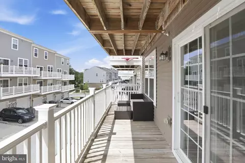 Exterior - 2739 Pinebrook Rd, Landover, MD 20785 photo 3 of 4