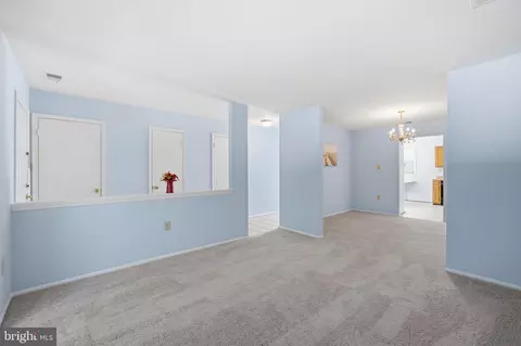 Living - 14927 Cherrywood Dr #5F, Laurel, MD 20707 photo 2 of 4