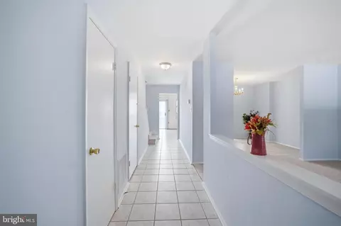 Entry Way - 14927 Cherrywood Dr #5F, Laurel, MD 20707 photo 1 of 2