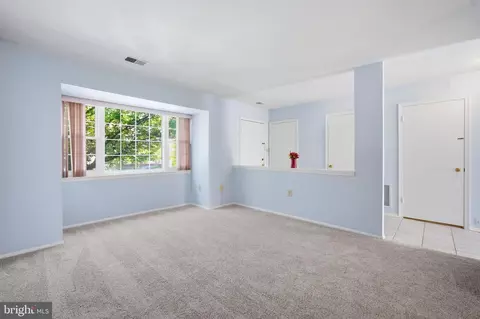 Living - 14927 Cherrywood Dr #5F, Laurel, MD 20707 photo 1 of 4