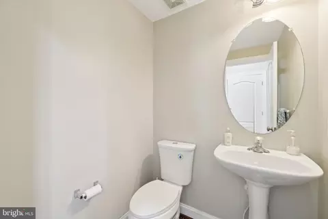 Entry Way - 11603 Brigit Ct, Bowie, MD 20720 photo 11 of 20