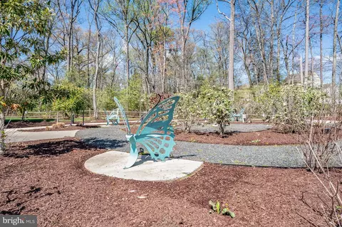 View/Area - 10423 John Glenn St, Lanham, MD 20706 photo 1 of 4