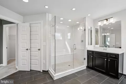 Entry Way - 6201 Savannah Dr, Brandywine, MD 20613 photo 4 of 4
