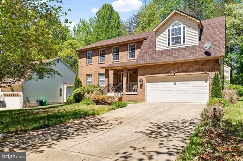 11006 Pelican Dr, Marlboro, MD 20772