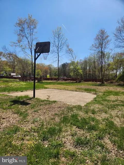 Exterior - 13621 Tower Rd, Brandywine, MD 20613 photo 2 of 2