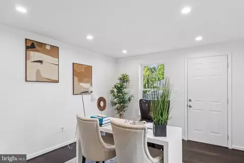 Entry Way - 12111 Windbrook Dr, Clinton, MD 20735 photo 8 of 8