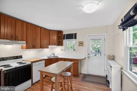 Kitchen - 14004 S Springfield Rd, Brandywine, MD 20613 photo 3 of 3