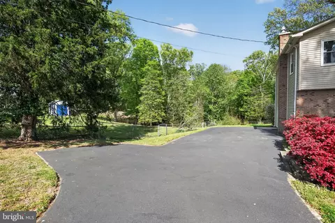 Exterior - 14004 S Springfield Rd, Brandywine, MD 20613 photo 3 of 21