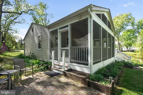 Exterior - 14004 S Springfield Rd, Brandywine, MD 20613 photo 10 of 21