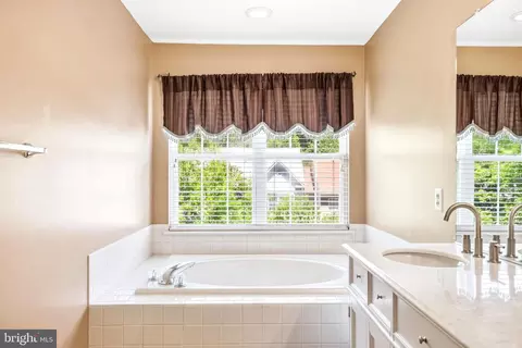Bath - 12301 Quilt Patch Ln, Bowie, MD 20720 photo 1 of 3