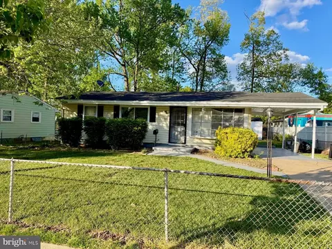 5505 Barker Pl, Lanham, MD 20706
