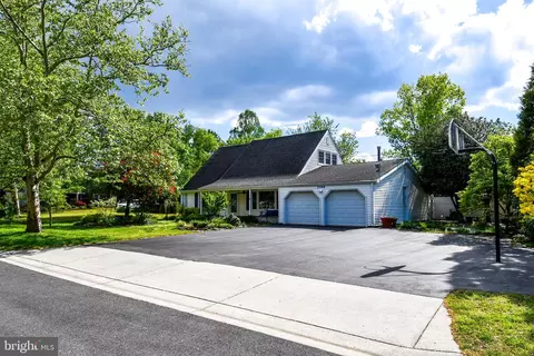 3306 Moreland Pl, Bowie, MD 20715