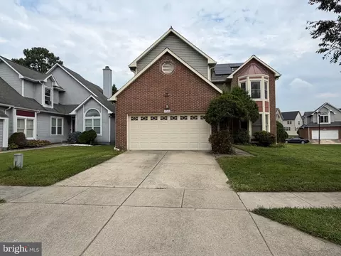 Exterior - 9348 Creekview Dr, Laurel, MD 20708 photo 2 of 8