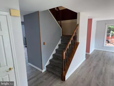 Entry Way - 9348 Creekview Dr, Laurel, MD 20708 photo 10 of 39