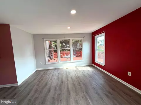 Living - 9348 Creekview Dr, Laurel, MD 20708 photo 3 of 11