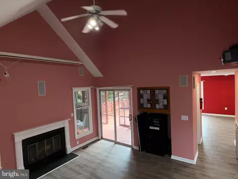 Living - 9348 Creekview Dr, Laurel, MD 20708 photo 23 of 37