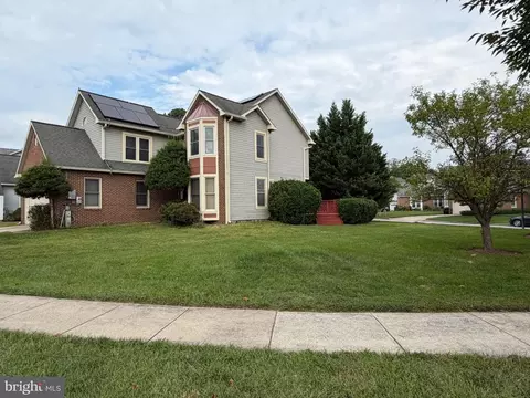 Exterior - 9348 Creekview Dr, Laurel, MD 20708 photo 1 of 8