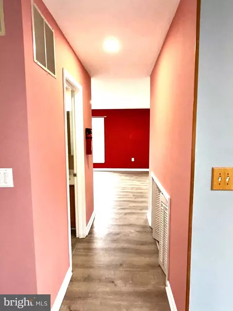 Entry Way - 9348 Creekview Dr, Laurel, MD 20708 photo 4 of 39