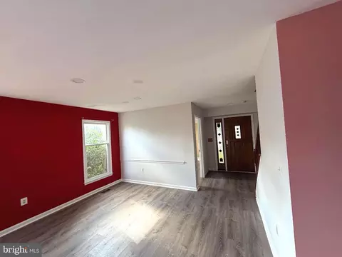 Living - 9348 Creekview Dr, Laurel, MD 20708 photo 4 of 11