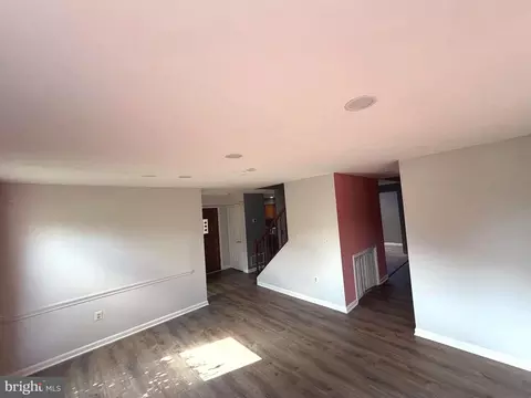 Living - 9348 Creekview Dr, Laurel, MD 20708 photo 7 of 11