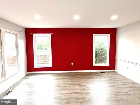 Living - 9348 Creekview Dr, Laurel, MD 20708 photo 19 of 37