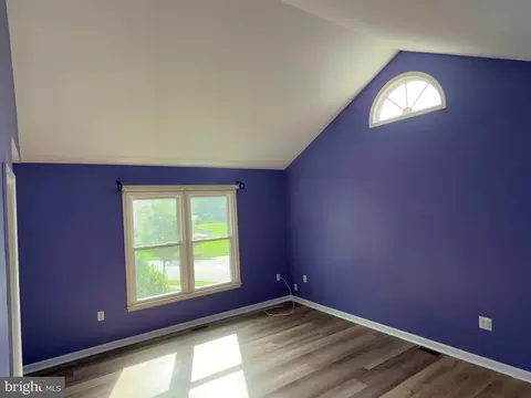 Living - 9348 Creekview Dr, Laurel, MD 20708 photo 34 of 37