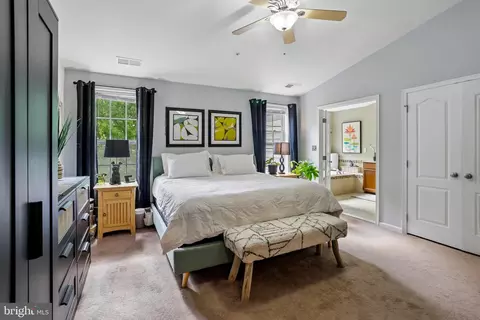 Bedroom - 4028 Ranch Rd, Marlboro, MD 20772 photo 2 of 4