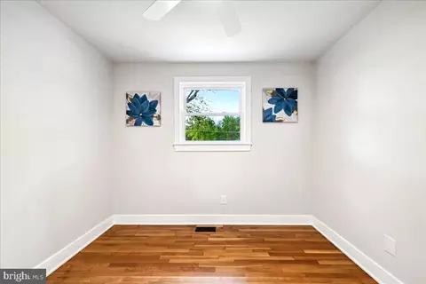Bedroom - 6904 Friendship Rd, Clinton, MD 20735 photo 3 of 5