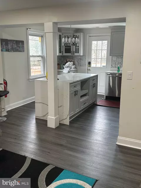 5904 K St, Capitol Heights, MD 20743