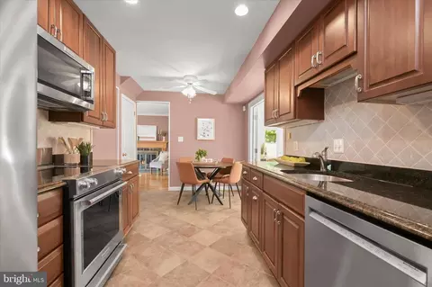 Kitchen - 16105 Kent Rd, Laurel, MD 20707 photo 3 of 3